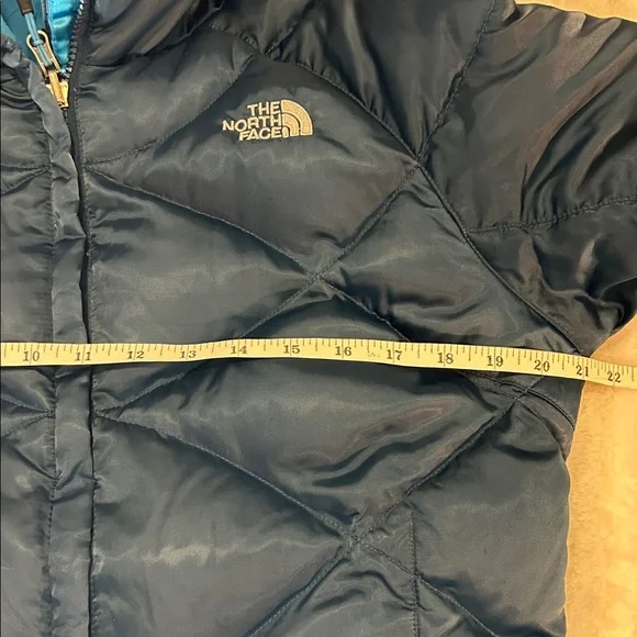 The North Face 550 Women's Navy Goose Down Puffer Jacket Size Medium - Picture 10 of 11